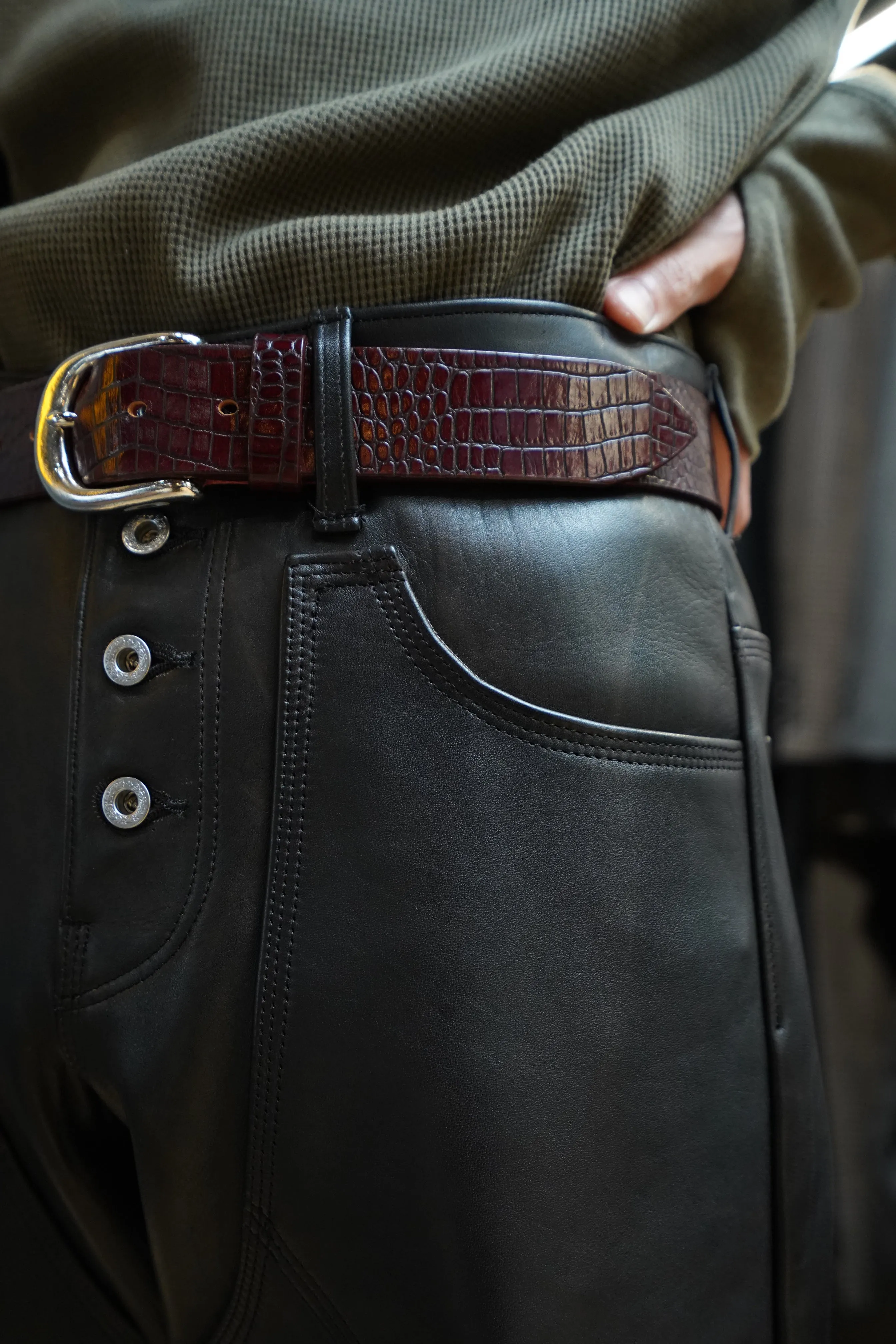 Crocodile Leather Belt (BROWN)