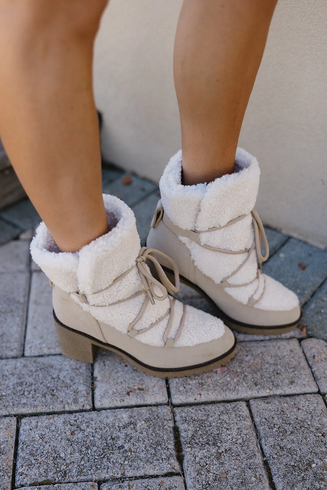 Holiday Lace-up Boot - Natural