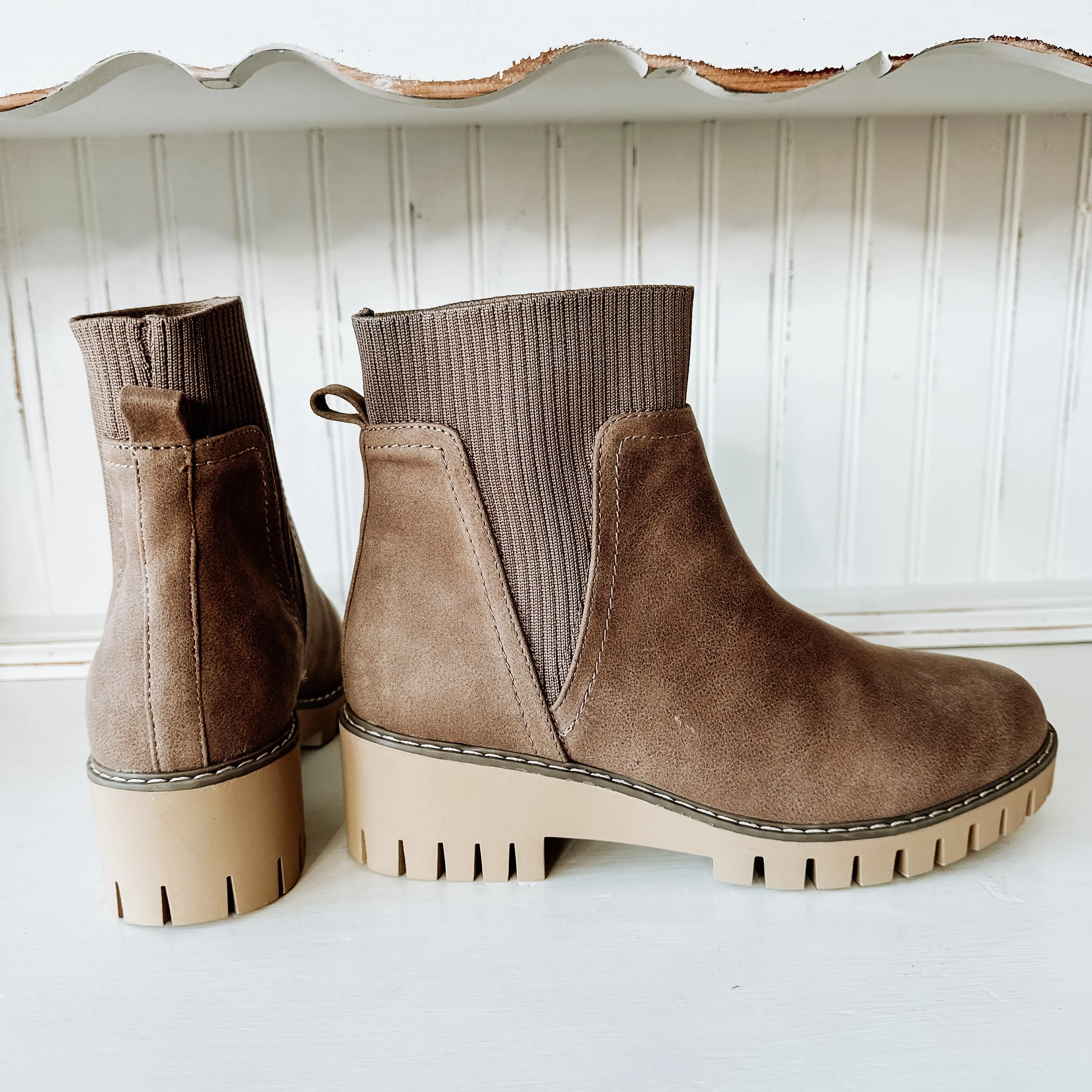 Magnolia Boot - Taupe