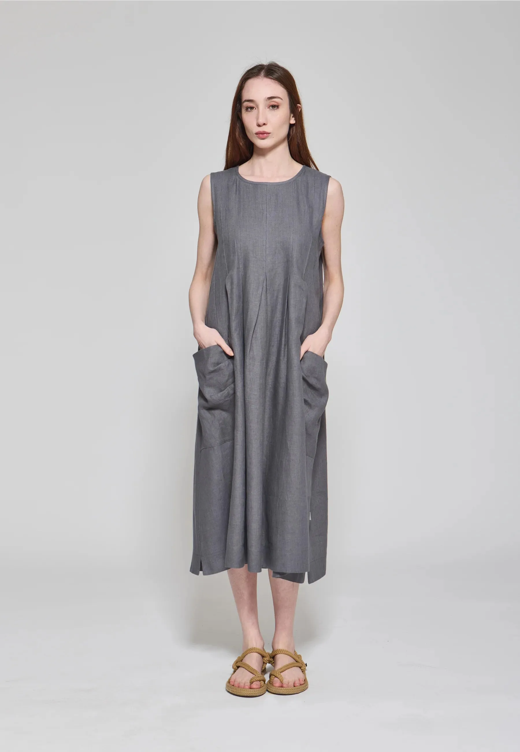 MIREA – Pleated Sleeveless Linen Dress