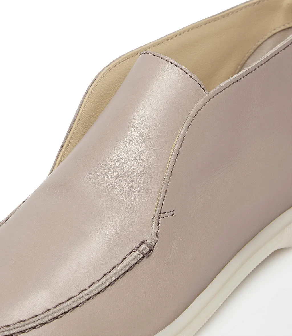 Mud-tone leather loafers