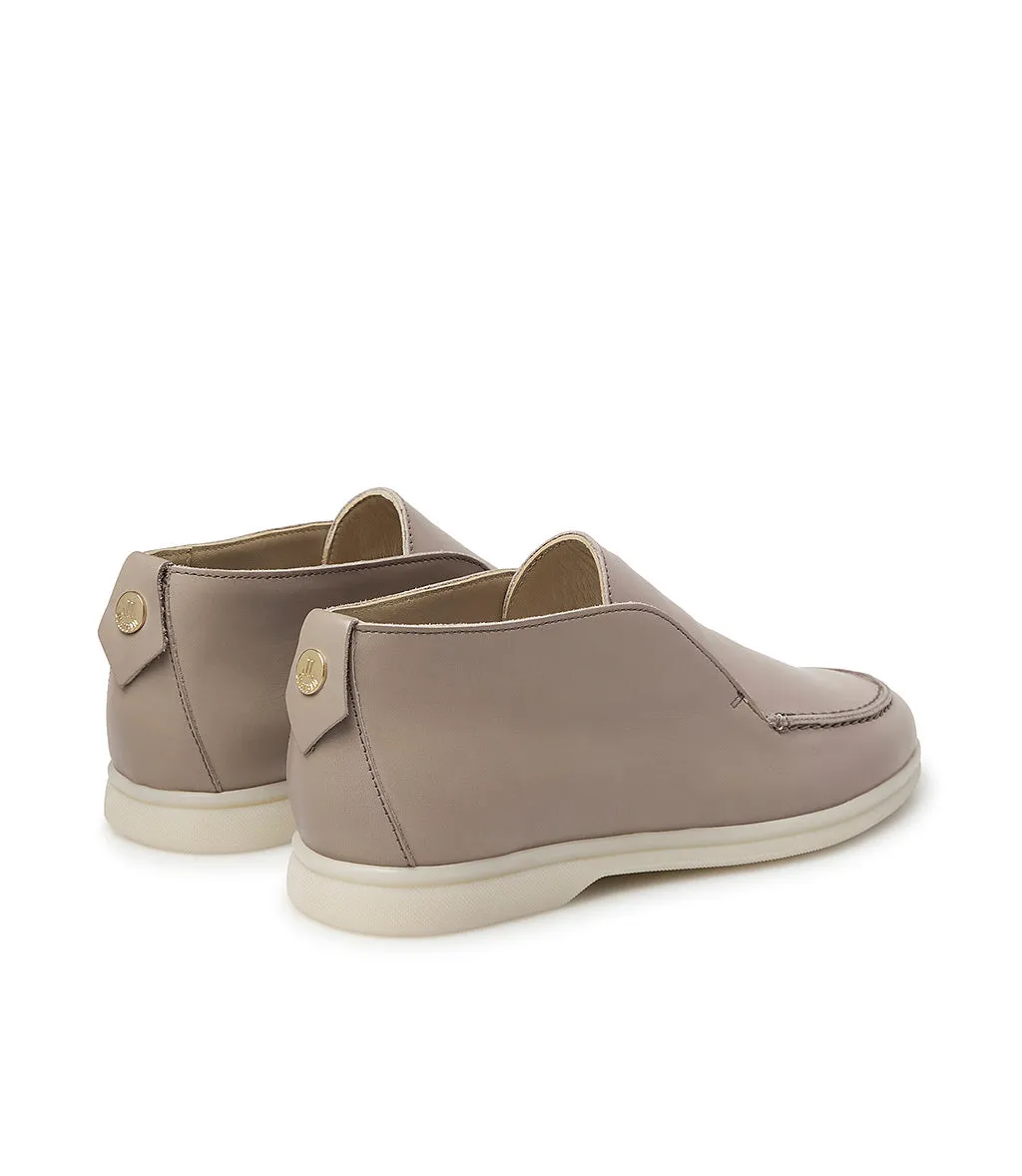 Mud-tone leather loafers