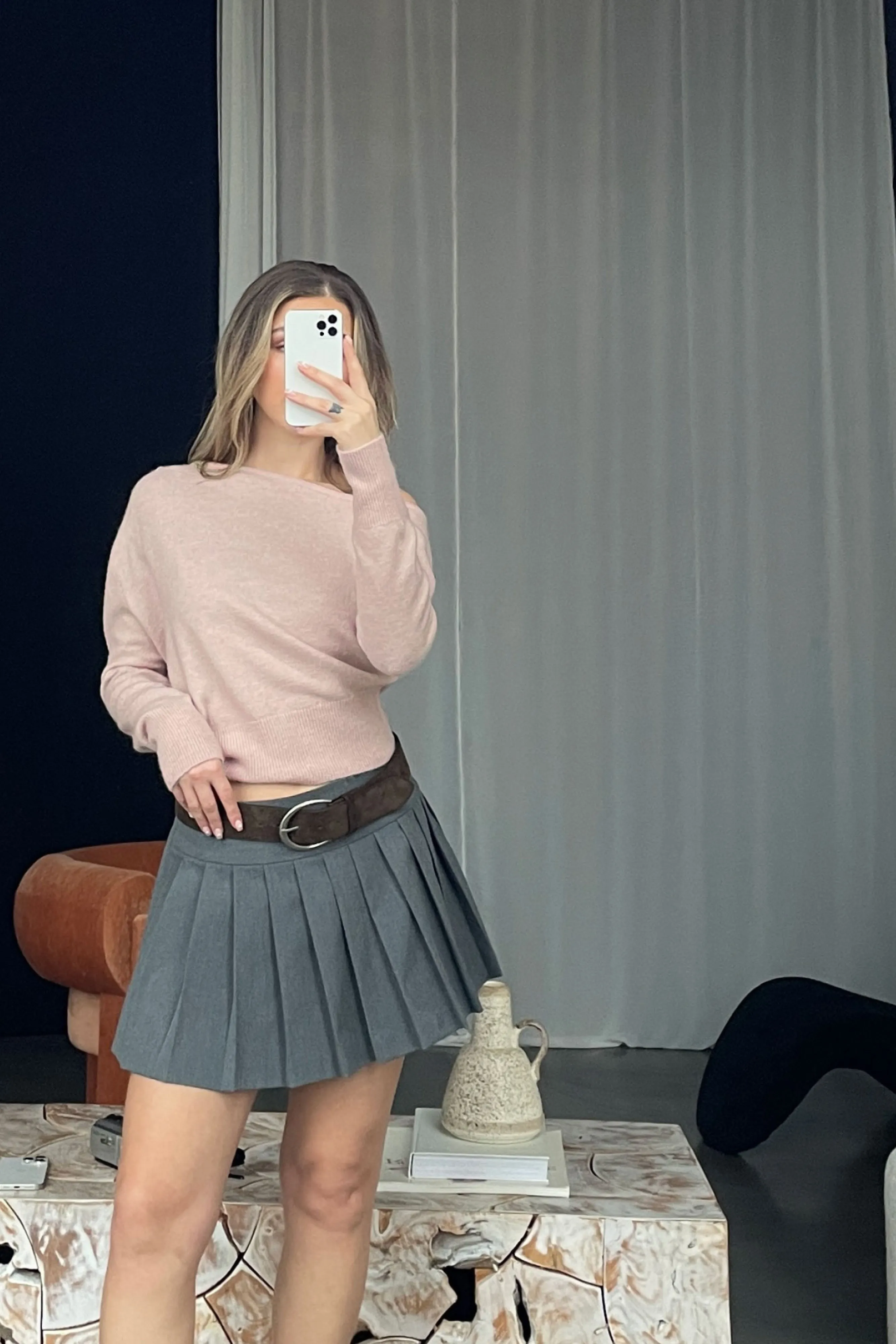 OFF SHOULDER SWEATER