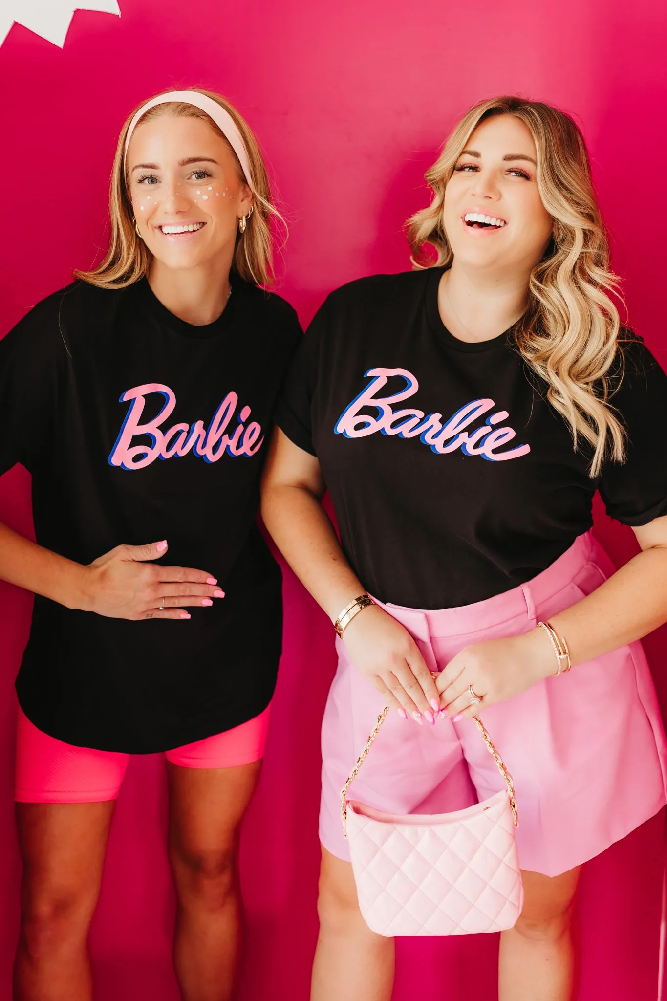 THE BARBIE SIGNATURE GRAPHIC TEE IN BLACK
